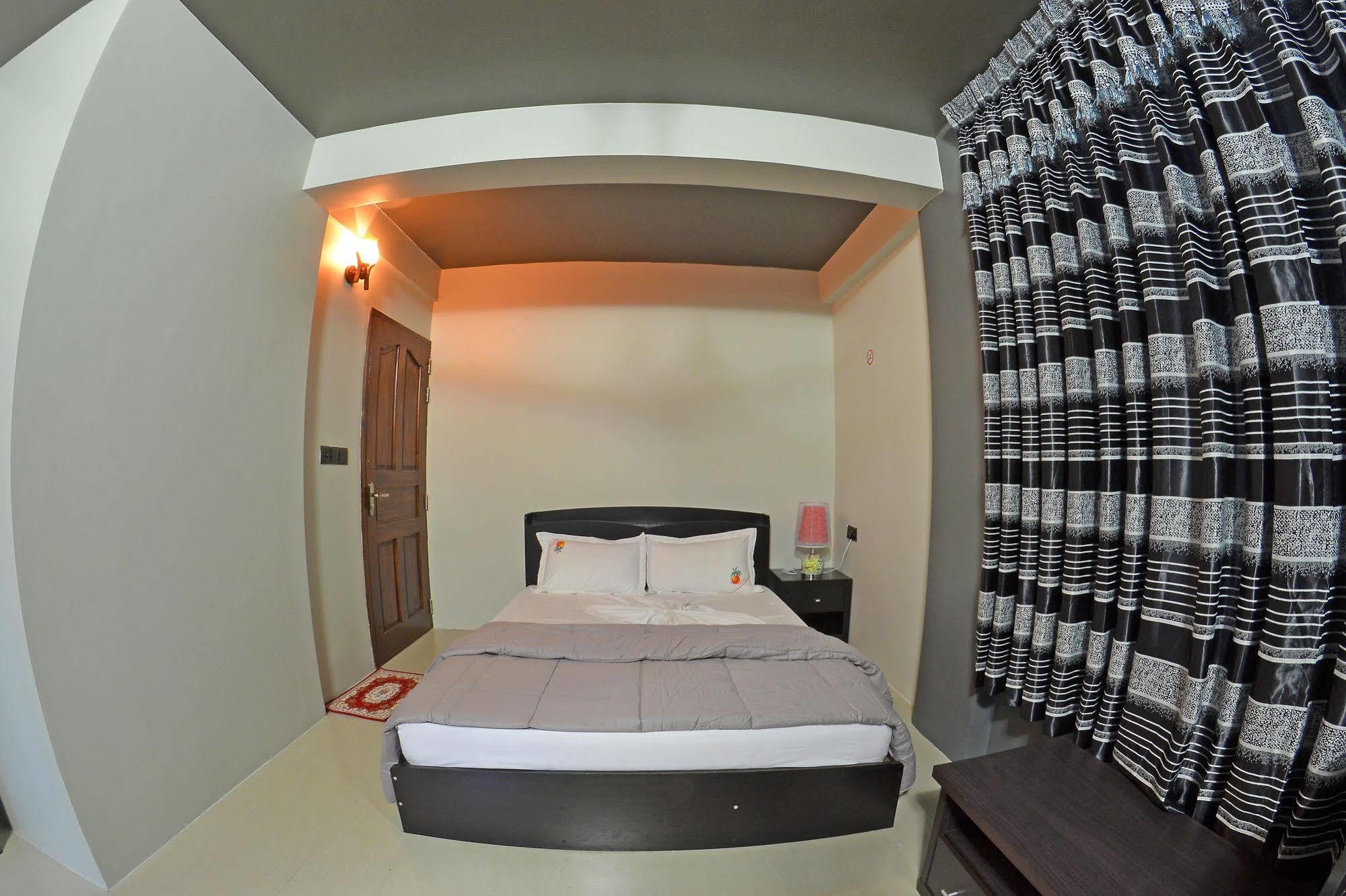 Dream Relax Hotell Hulhumale Exteriör bild