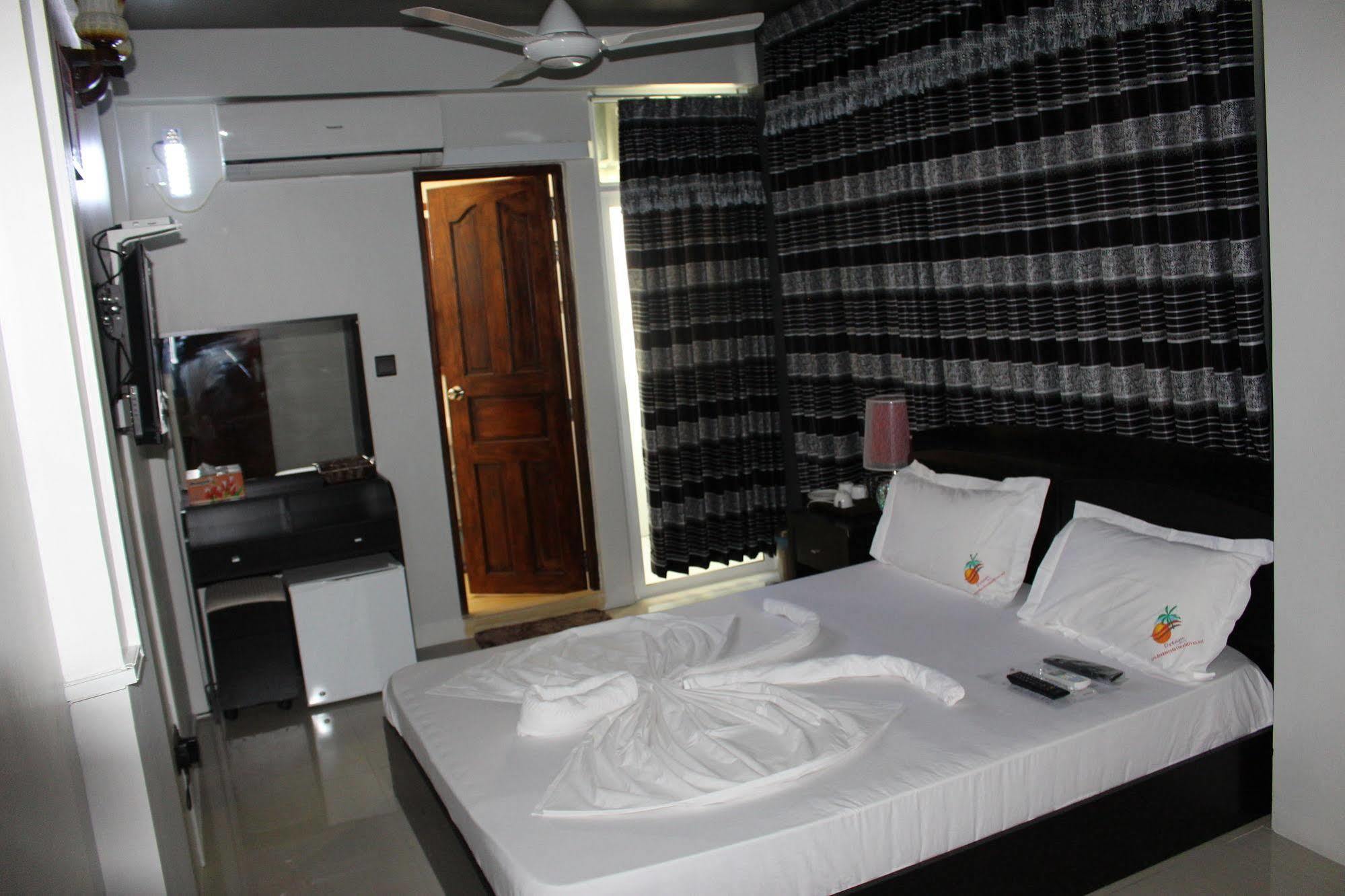 Dream Relax Hotell Hulhumale Exteriör bild