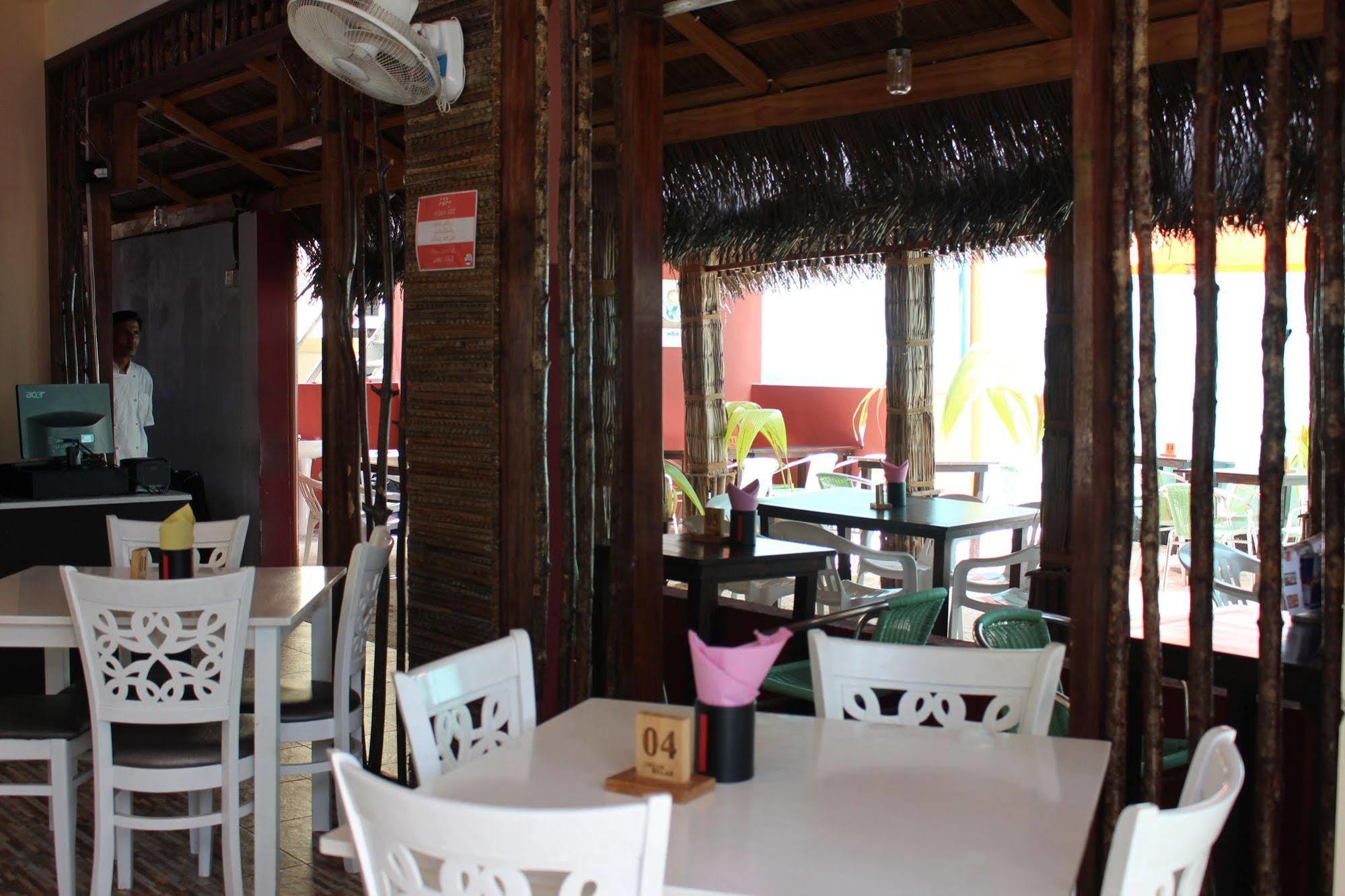 Dream Relax Hotell Hulhumale Exteriör bild