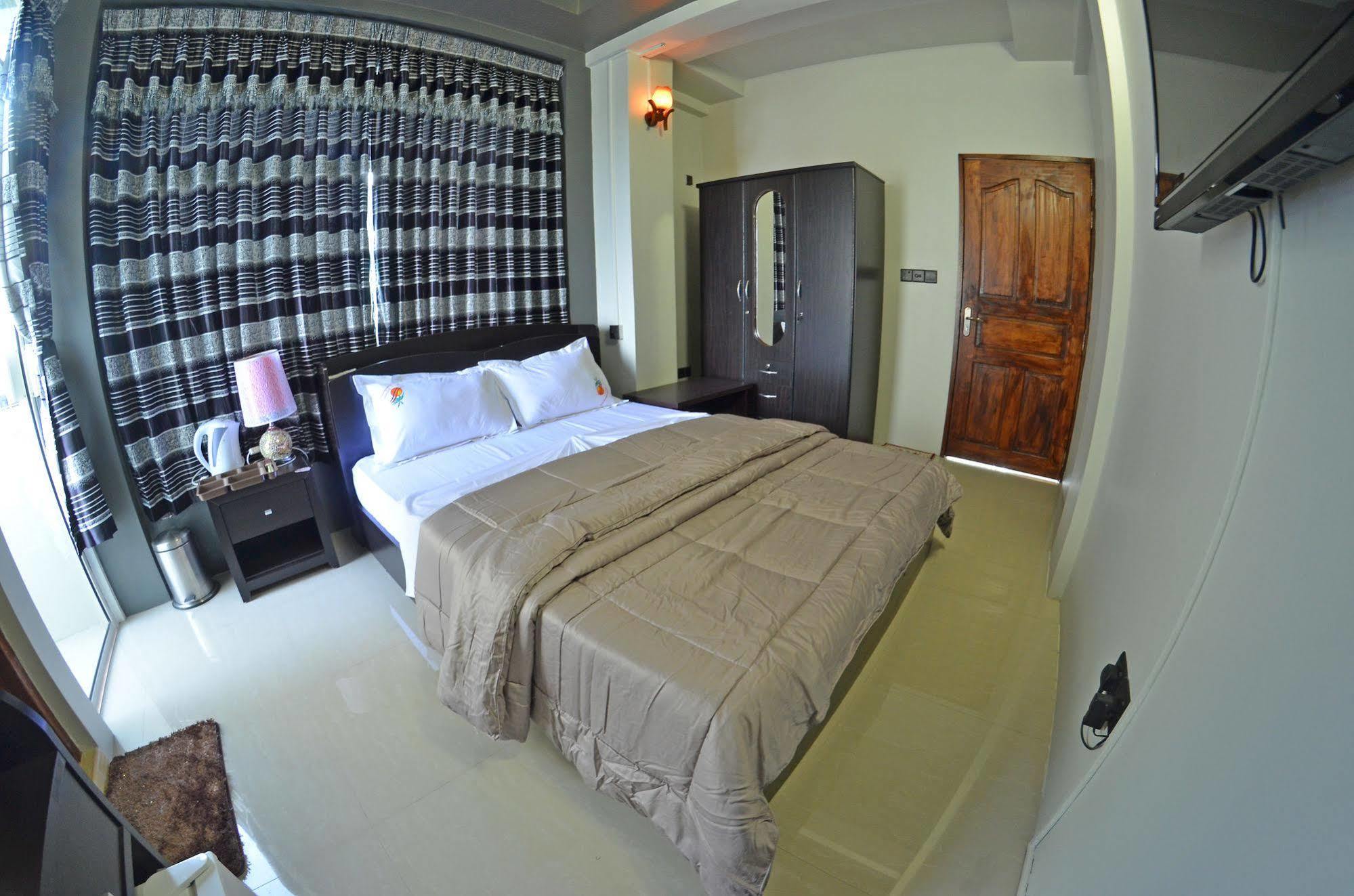 Dream Relax Hotell Hulhumale Exteriör bild